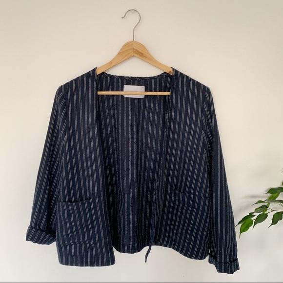 OAK + FORT Tops - OAK & FORT semi cropped long sleeve shirt OAK + FORT Tops - OAK & FORT semi cropped long sleeve shirt